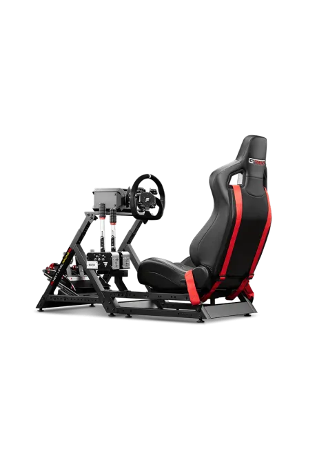 Next Level Racing Kokpit GT Track z przykładowymi akcesoriami widok od tyłu z lewej strony
